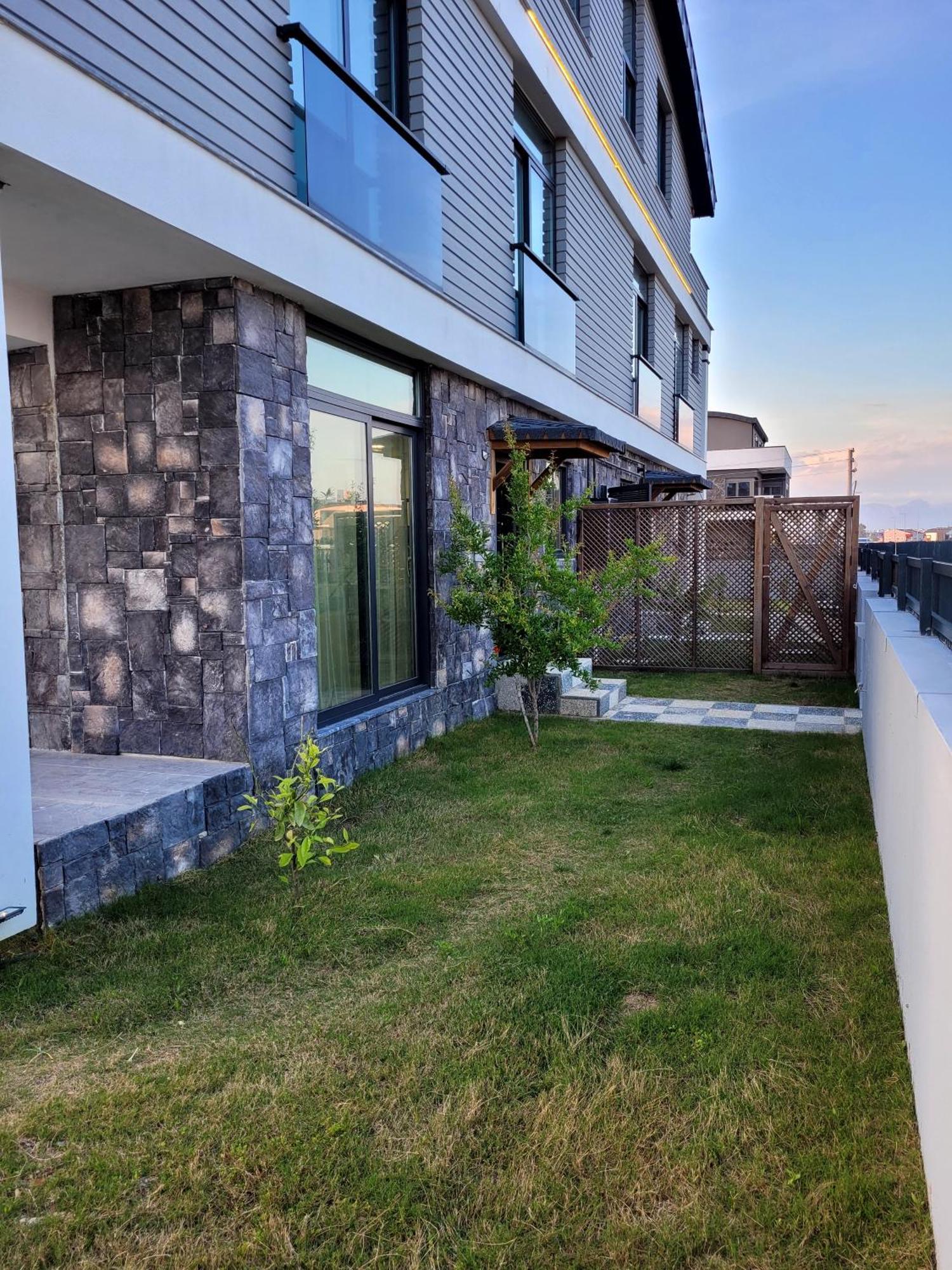 Oldskool Villas Close To Lara Beach อันตัลยา ห้อง รูปภาพ
